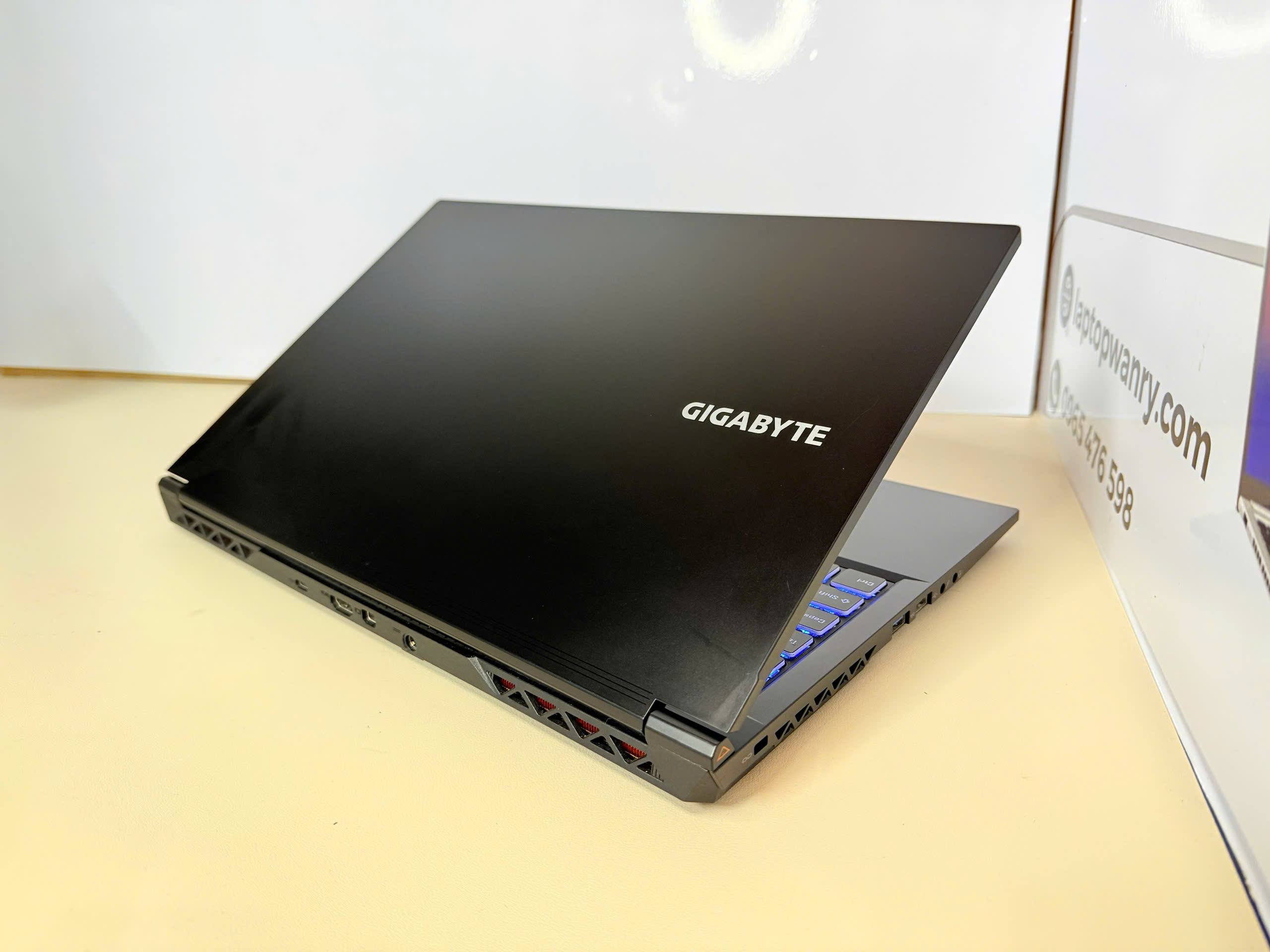 Laptop Gigabyte G5 GE