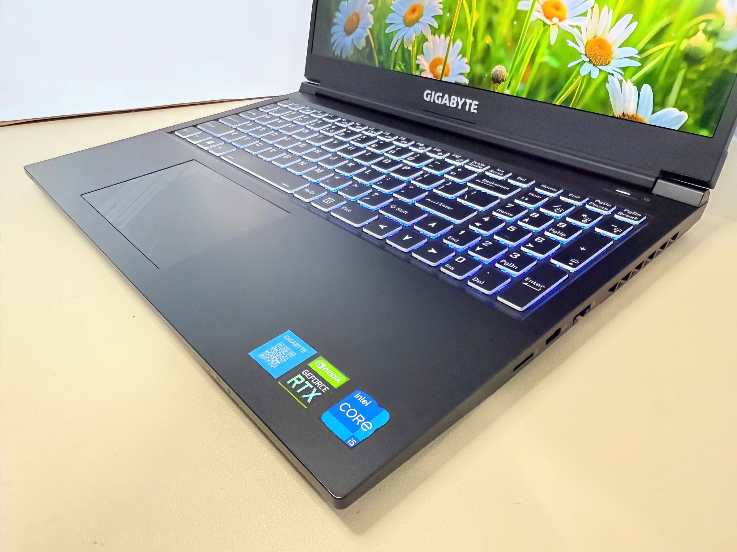 Laptop Gigabyte G5 GE