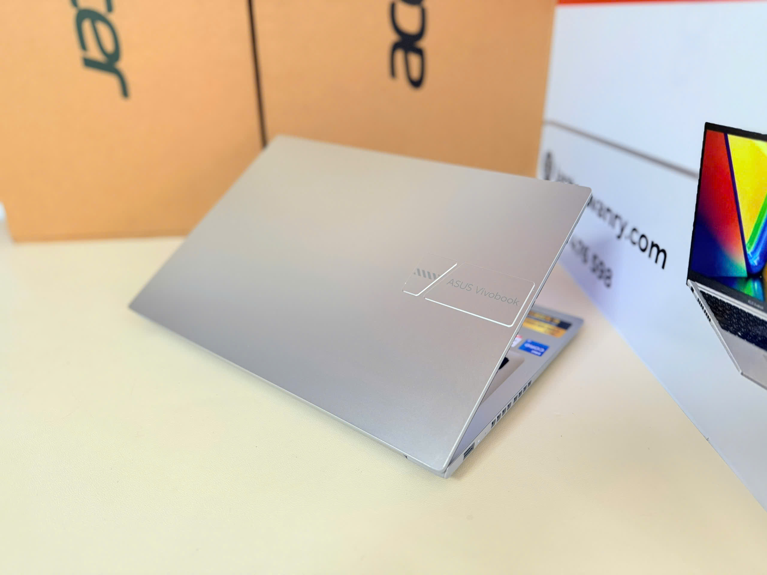 Laptop Asus Vivobook 14 OLED X1405ZA i5-12500H/16GB/512GB