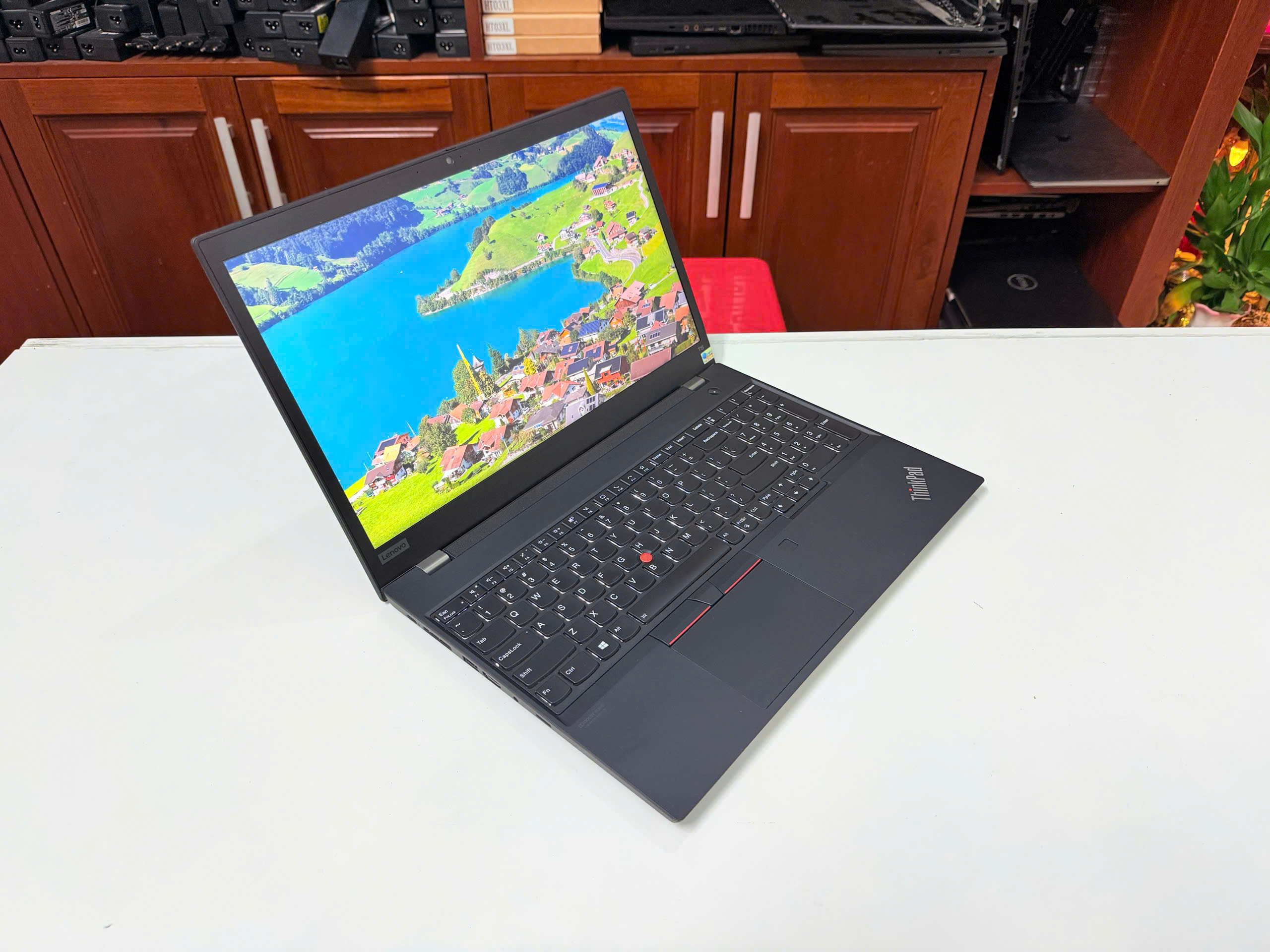Lenovo ThinkPad T15 Gen 1
